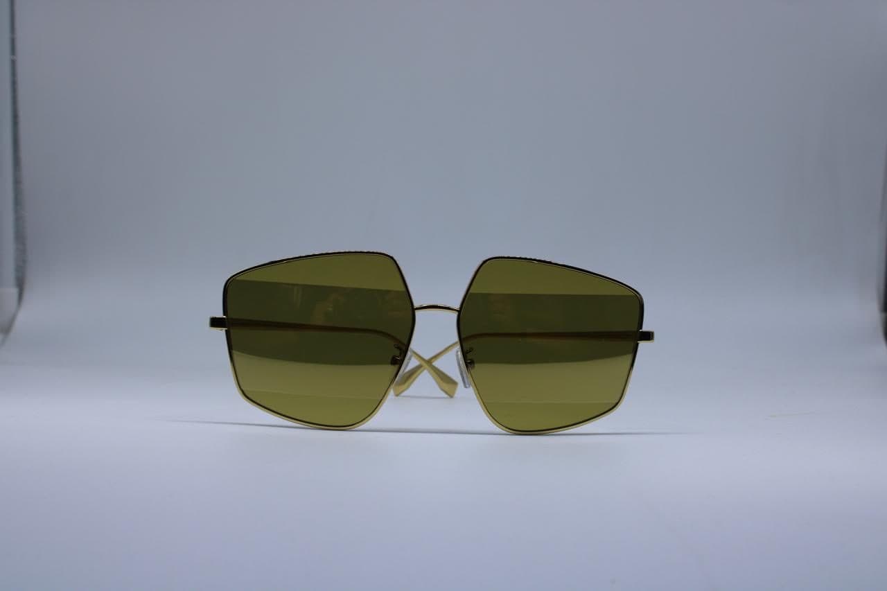 FENDI FE40016U