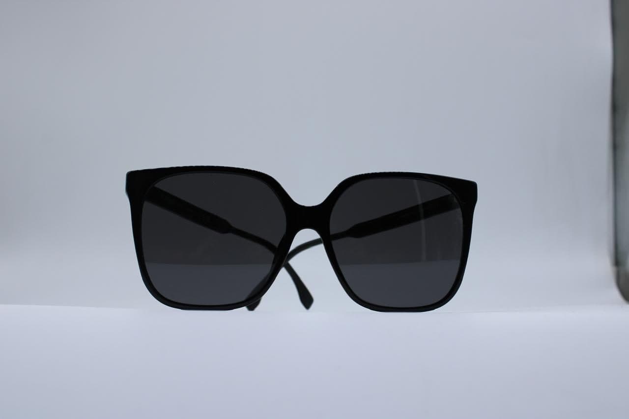 FENDI FE400301