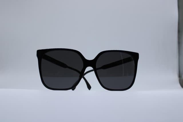 FENDI FE400301