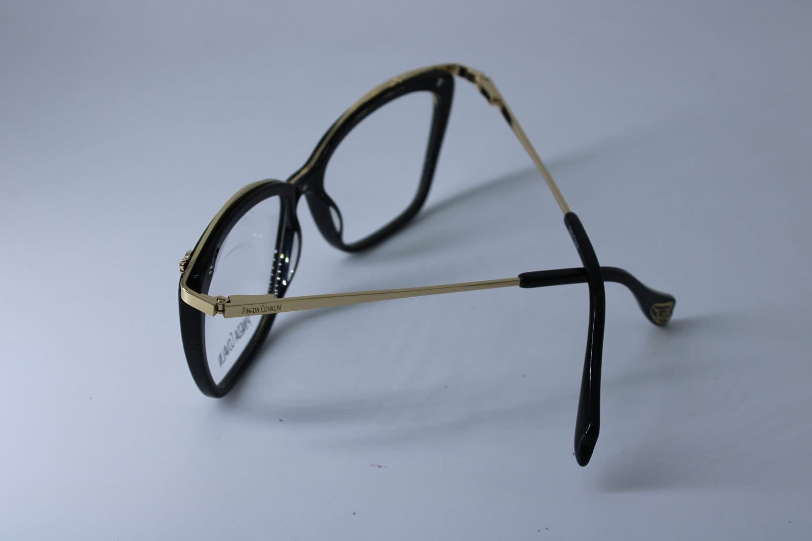 PINEDA COVALIN VPV 3W04Y OBLK 55